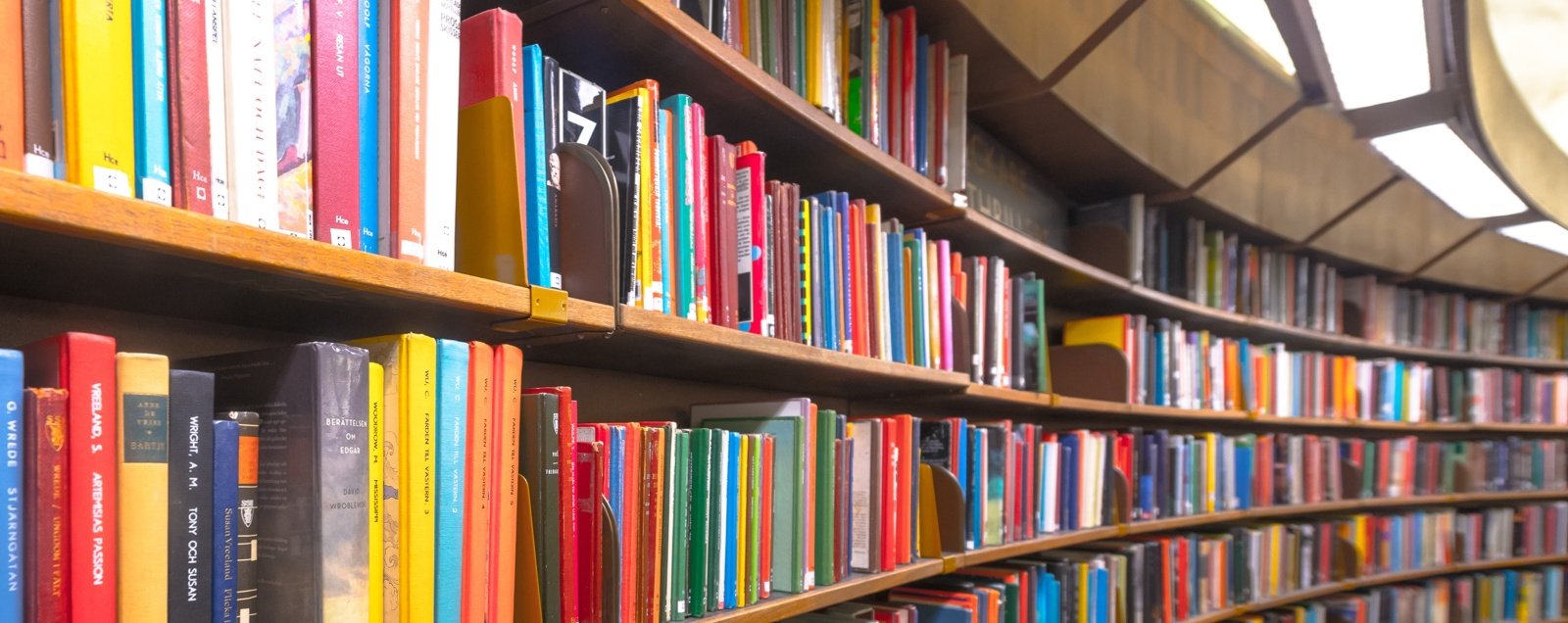 Si ricorda che tutti i servizi della Biblioteca comunale sono esclusivamente su appuntamento e per i residenti.